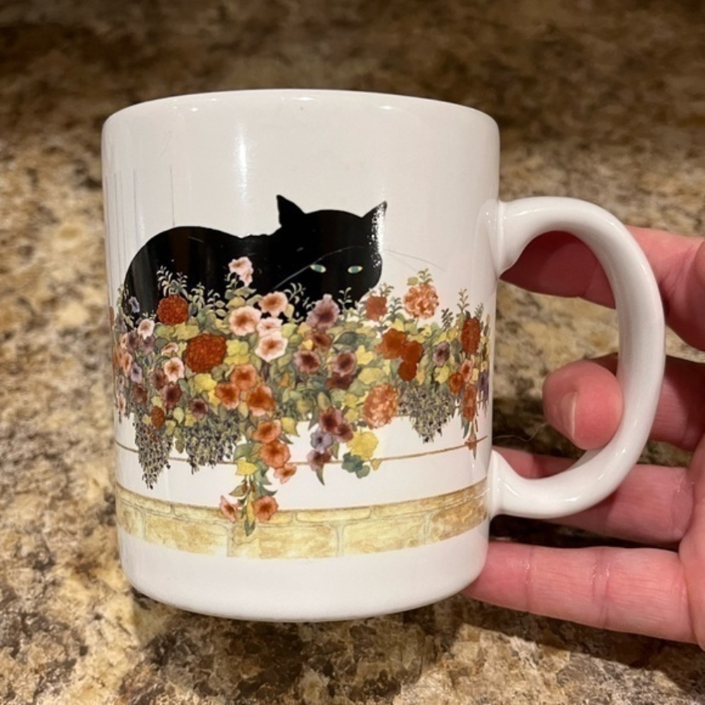 Vintage Black Cat in Flowers Mug Coffee Tea Cup Made in Japan
